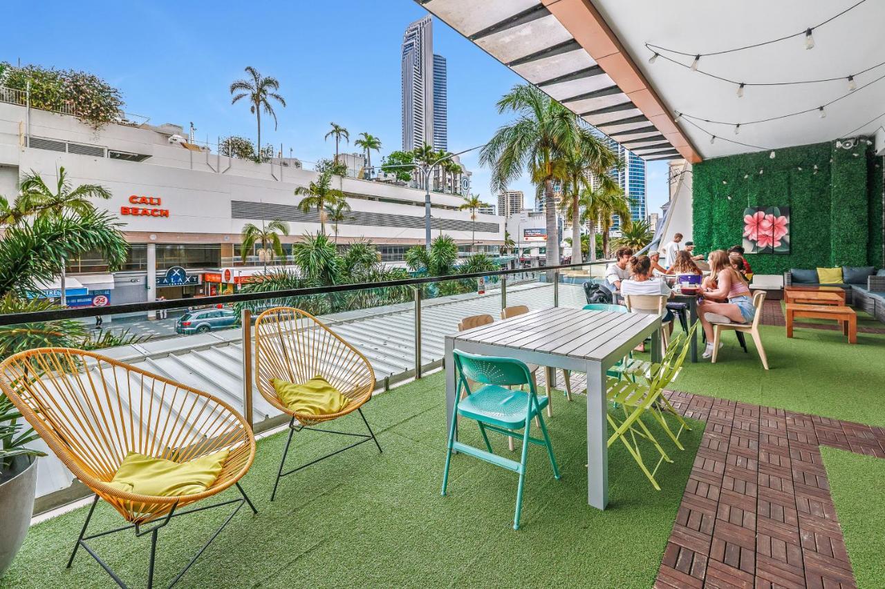 Tequila Sunrise Hostel Surfers Paradise Gold Coast Exterior photo